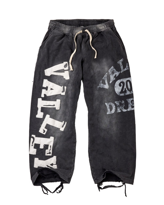 BLACK PICASSO SWEATS
